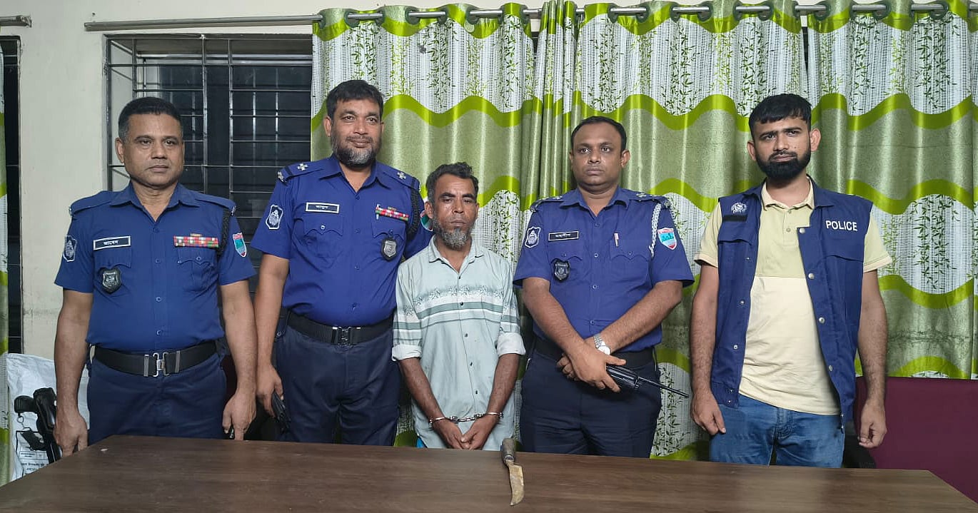 ধানের গোলার ভেতর লুকিয়ে ছিলেন হত্যাকারী, প্রযুক্তির সহায়তায় গ্রেপ্তার