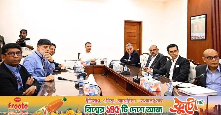 সরকারি ভবনে বসছে সৌর প্যানেল, নতুন নির্দেশ প্রধানমন্ত্রীর