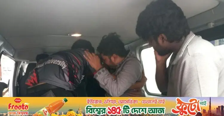 জবিতে ইউজিসি চেয়ারম্যানের অনুষ্ঠানে হামলা, শিক্ষকসহ আহত অন্তত ১০