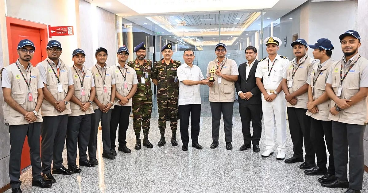 তরুণ উদ্ভাবকদের সর্বাত্মক সহযোগিতার আশ্বাস দিলেন প্রধানমন্ত্রী