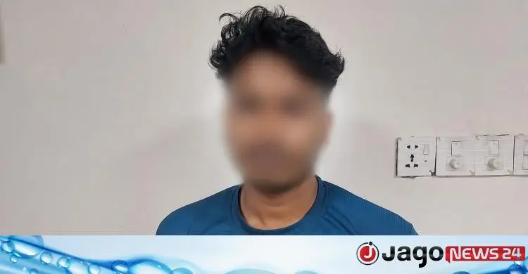 কাভার্ডভ্যানের চাপায় শিক্ষার্থী নিহত, চালক গ্রেফতার