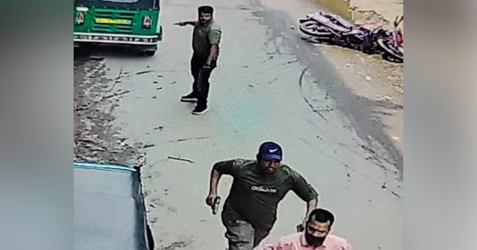 রাউজানে যুবদল নেতা হত্যা: দুই অস্ত্রধারী গ্রেপ্তার