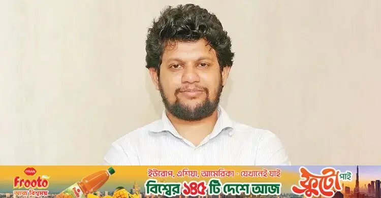 ডান-বামের বাইরে থাকলে গা বাঁচানো যাবে না: মাহফুজ আলম