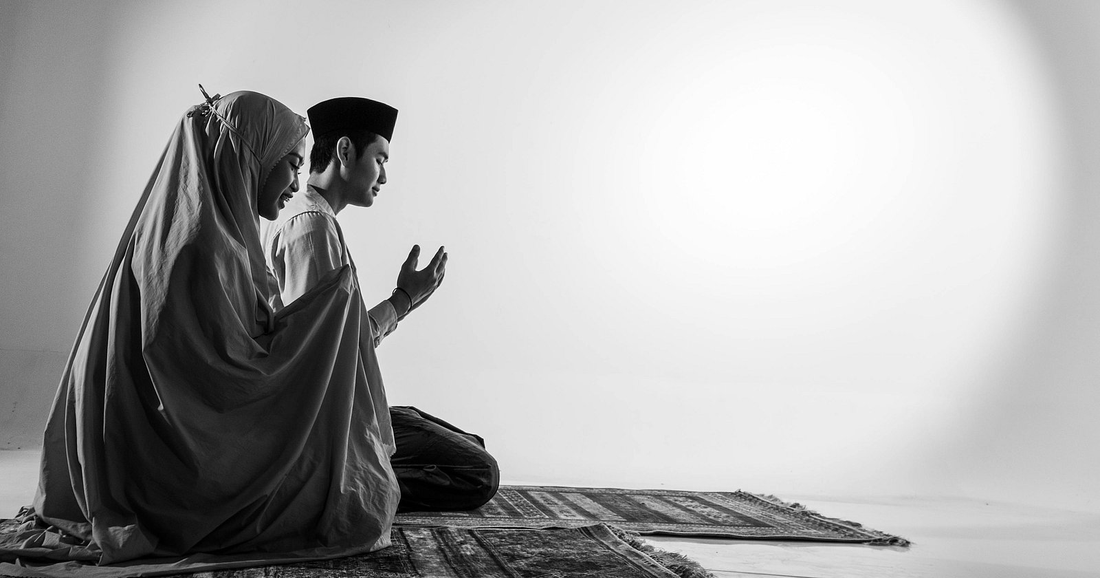আল্লাহর সুন্দর নামে ডাকলেই সাড়া পাবেন