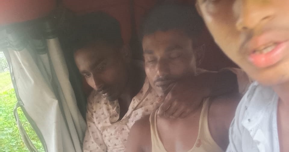 সীমান্তে মাইন বিস্ফোরণ: বাংলাদেশি যুবকের পা বিচ্ছিন্ন