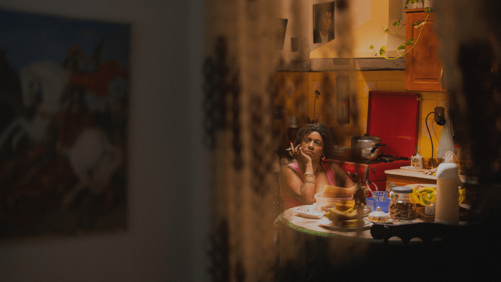 ‘দি শি-ডেভিল’ ছবিতে শিরলি ক্রুজ, অ্যাকশন শুরু হচ্ছে না